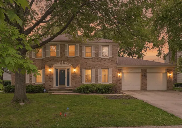 Photo 1 of Single family home for sale at 837 Heatherstone Dr, Schaumburg, IL 60173 | MLS# 12755891 | Listing updated on 2026-09-16