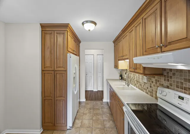 Photo 2 of Condo for sale at 1505 E Central Rd #216B, Arlington Heights, IL 60005 | MLS# 12755908 | Listing updated on 2026-09-24
