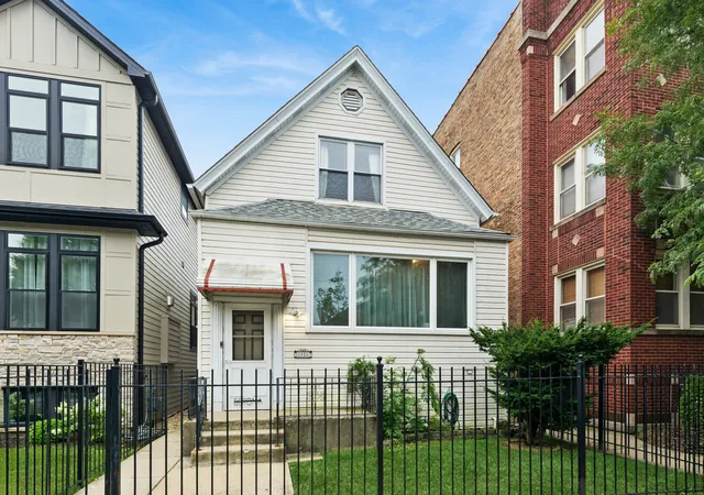Photo 1 of Single family home for sale at 1721 W Foster Ave, Chicago, IL 60640 | MLS# 12755909 | Listing updated on 2026-09-16