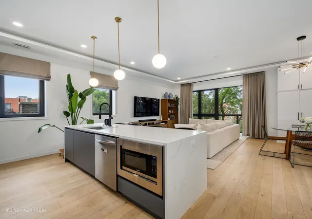 Photo 2 of Condo for sale at 831 N Maplewood Ave #3, Chicago, IL 60622 | MLS# 12755916 | Listing updated on 2026-09-16