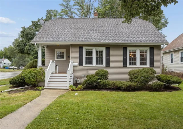Photo 1 of Single family home for sale at 5436 Cumnor Rd, Downers Grove, IL 60515 | MLS# 12755923 | Listing updated on 2026-09-18