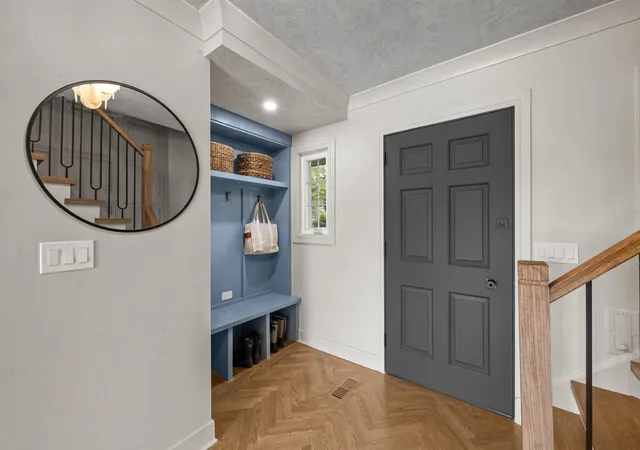 Photo 3 of Single family home for sale at 1288 Sunview Ln, Winnetka, IL 60093 | MLS# 12755931 | Listing updated on 2026-09-19