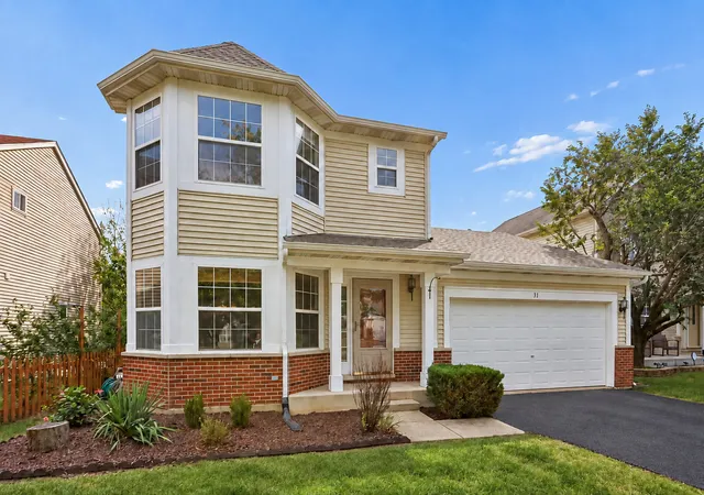 Photo 1 of Single family home for sale at 31 Kenilworth Ave, Romeoville, IL 60446 | MLS# 12755934 | Listing updated on 2026-09-30