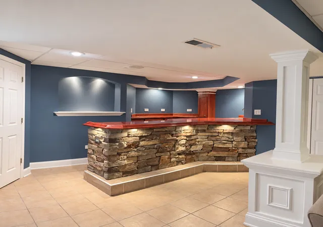 Photo 3 of Single family home for sale at 31 Kenilworth Ave, Romeoville, IL 60446 | MLS# 12755934 | Listing updated on 2026-09-30