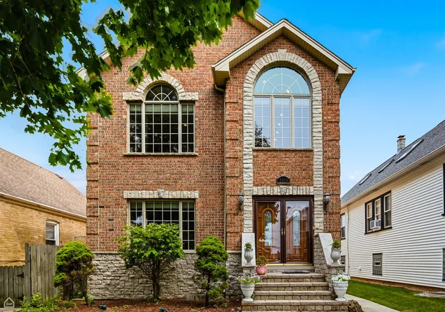 Photo 3 of Single family home for sale at 7718 W Farragut Ave, Chicago, IL 60656 | MLS# 12755937 | Listing updated on 2026-10-04