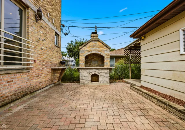 Photo 4 of Single family home for sale at 7718 W Farragut Ave, Chicago, IL 60656 | MLS# 12755937 | Listing updated on 2026-10-04