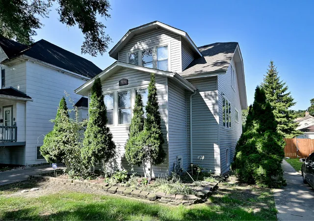Photo 2 of Single family home for sale at 2726 S 60th Court, Cicero, IL 60804 | MLS# 12755944 | Listing updated on 2026-09-16