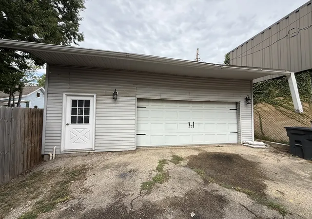 Photo 3 of Sale Pending at 1015 6th Street, Lasalle, IL 61301 | MLS# 12755971 | Listing updated on 2026-09-13