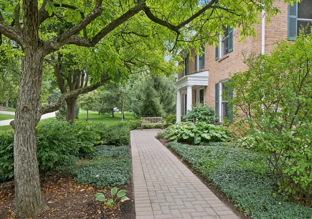 Photo 2 of Single family home for sale at 106 Carriage Rd, North Barrington, IL 60010 | MLS# 12755975 | Listing updated on 2026-09-26
