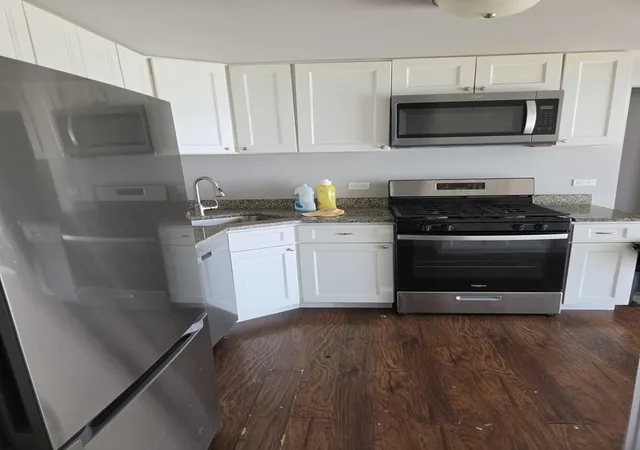 Photo 3 of Single family home for sale at 3949 168th Street, Country Club Hills, IL 60478 | MLS# 12755976 | Listing updated on 2026-09-16