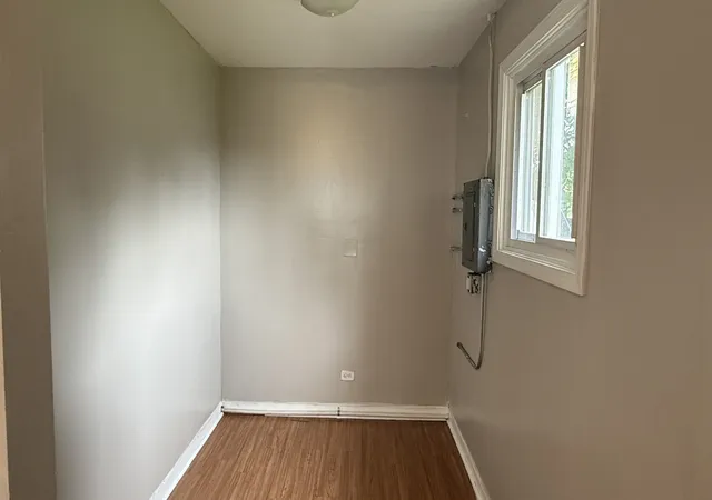 Photo 4 of Sale Pending at 2209 Madonna Ave, Joliet, IL 60436 | MLS# 12755980 | Listing updated on 2026-09-17