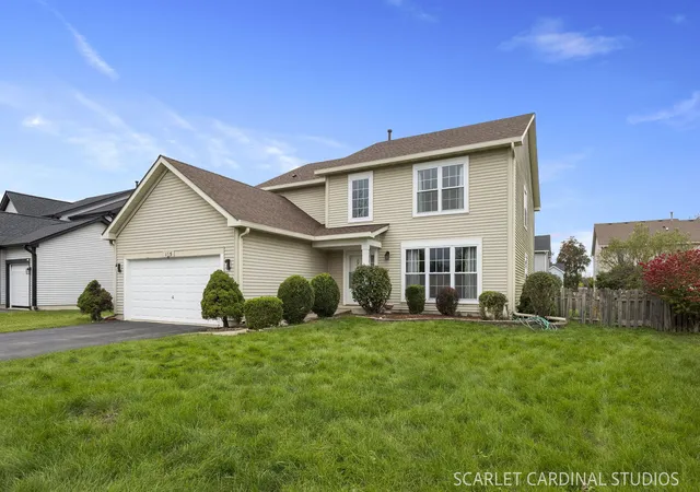 Photo 2 of Single family home for sale at 165 Glendale Dr, Bolingbrook, IL 60440 | MLS# 12755994 | Listing updated on 2026-10-21