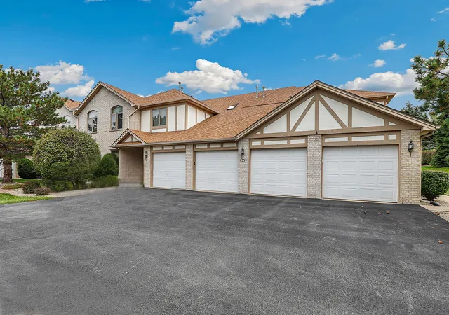 Photo 2 of Condo for sale at 6559 Pine Lake Dr #3, Tinley Park, IL 60477 | MLS# 12755995 | Listing updated on 2026-09-13