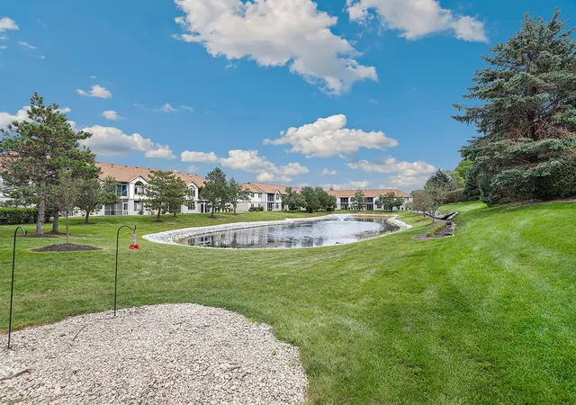 Listing Photo 5 - Condo for sale in building located at 6559 Pine Lake Dr, Tinley Park, IL 60477 - Unit #3