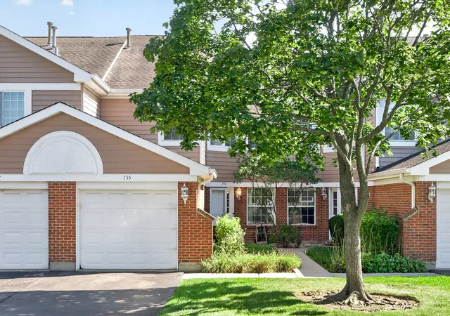 Photo 1 of Townhouse for sale at 755 W Happfield Dr, Arlington Heights, IL 60004 | MLS# 12756041 | Listing updated on 2026-09-17