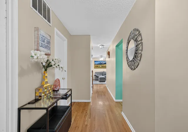 Photo 3 of Townhouse for sale at 755 W Happfield Dr, Arlington Heights, IL 60004 | MLS# 12756041 | Listing updated on 2026-09-17