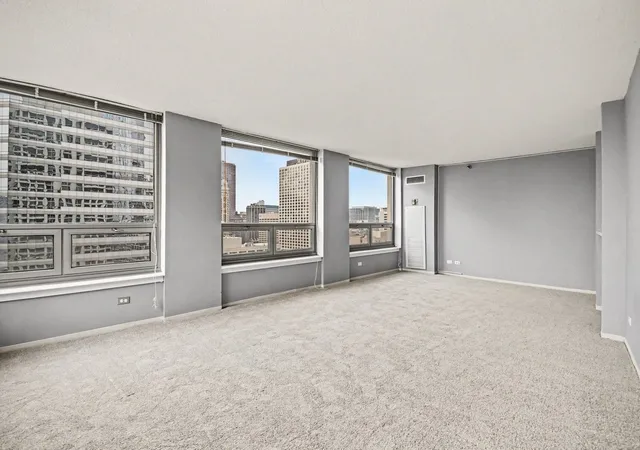 Photo 3 of Condo for sale at 440 N Wabash Ave #3204, Chicago, IL 60611 | MLS# 12756073 | Listing updated on 2026-09-16