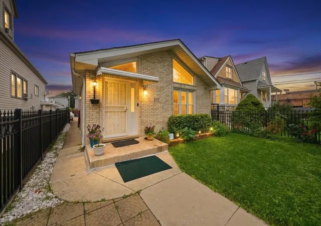 Photo 4 of Single family home for sale at 6237 S Tripp Ave, Chicago, IL 60629 | MLS# 12756089 | Listing updated on 2026-09-16