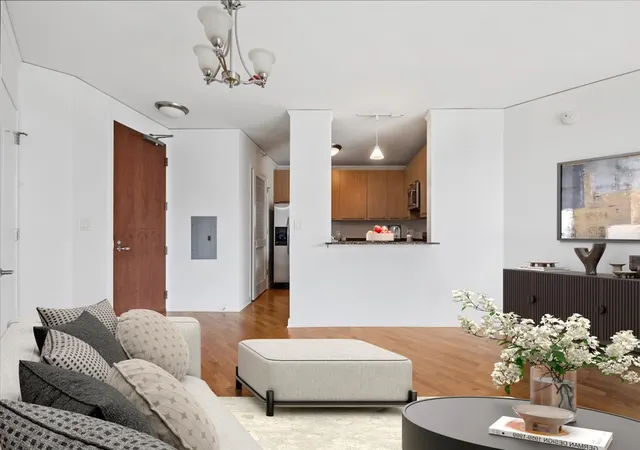 Photo 4 of Condo for sale at 420 E Waterside Dr #2602, Chicago, IL 60601 | MLS# 12756096 | Listing updated on 2026-09-29
