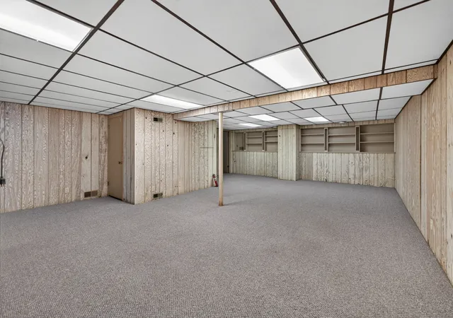 Photo 4 of Single family home for sale at 100 Forsythe Ln, De Kalb, IL 60115 | MLS# 12756100 | Listing updated on 2026-09-28