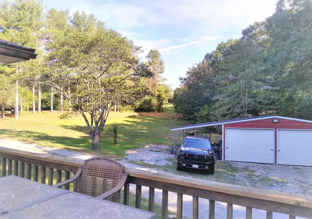 Photo 4 of Single family home for sale at 675 Reevesville Rd, Grantsburg, IL 62943 | MLS# 12756123 | Listing updated on 2026-09-21