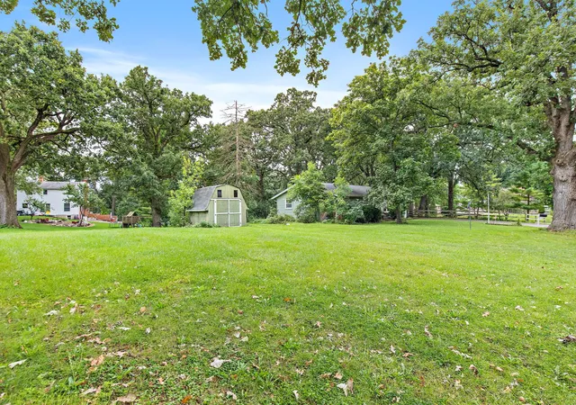 Photo 3 of Single family home for sale at 1713 Oak St, Spring Grove, IL 60081 | MLS# 12756126 | Listing updated on 2026-09-25