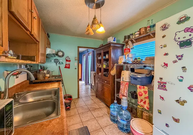 Photo 4 of Single family home for sale at 301 W Center St, Danville, IL 61832 | MLS# 12756130 | Listing updated on 2026-09-26