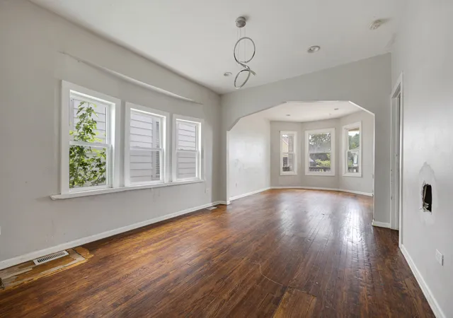 Photo 4 of Single family home for sale at 1508 W 72nd Street, Chicago, IL 60636 | MLS# 12756137 | Listing updated on 2026-10-22