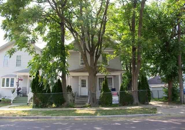 Photo 1 of Single family home for sale at 218 Beach St, Aurora, IL 60505 | MLS# 12756156 | Listing updated on 2026-09-18