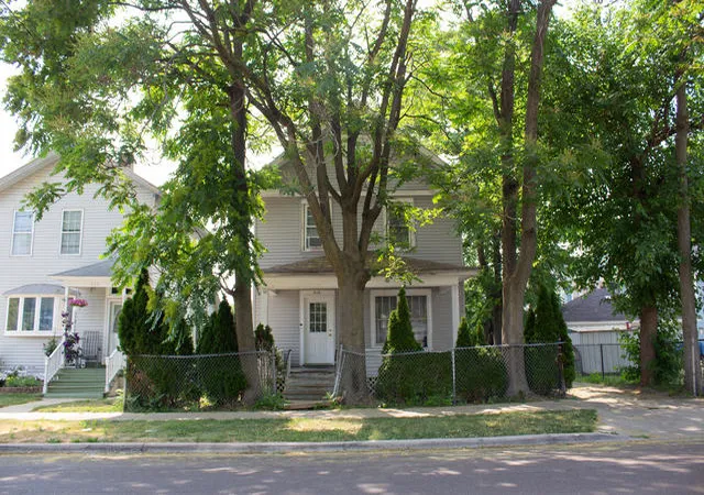 Photo 1 of Single family home for sale at 218 Beach St, Aurora, IL 60505 | MLS# 12756156 | Listing updated on 2026-10-07