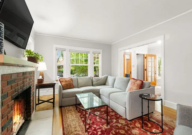 Photo 2 of Single family home for sale at 6330 N Paulina St, Chicago, IL 60660 | MLS# 12756187 | Listing updated on 2026-09-14