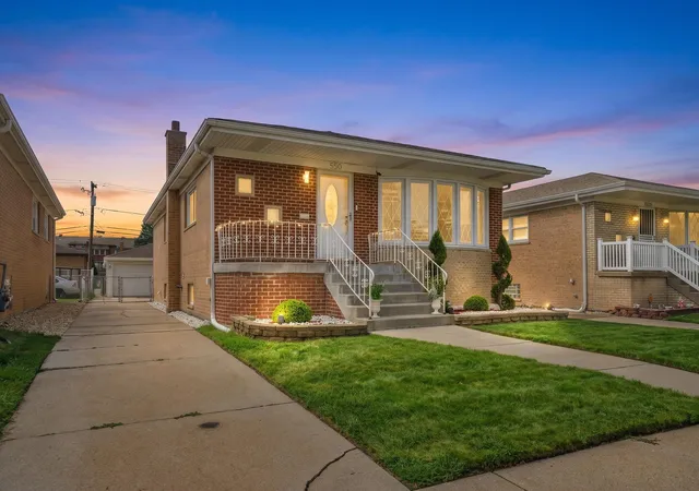 Photo 1 of Single family home for sale at 550 Yates Ave, Calumet City, IL 60409 | MLS# 12756191 | Listing updated on 2026-09-22