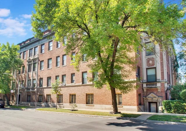 Photo 1 of Condo for sale at 5108 S Woodlawn Ave #2G, Chicago, IL 60615 | MLS# 12756205 | Listing updated on 2026-09-23