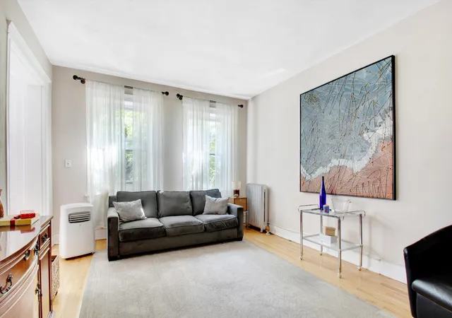Photo 2 of Condo for sale at 5108 S Woodlawn Ave #2G, Chicago, IL 60615 | MLS# 12756205 | Listing updated on 2026-09-23