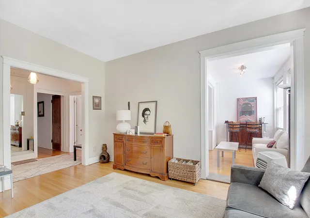 Photo 3 of Condo for sale at 5108 S Woodlawn Ave #2G, Chicago, IL 60615 | MLS# 12756205 | Listing updated on 2026-09-23