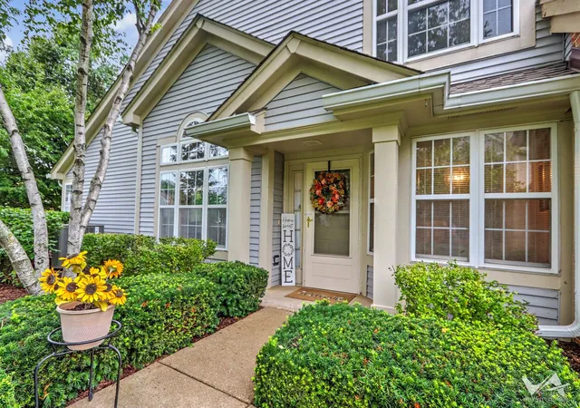 Photo 3 of Condo for sale at 1628 Columbia Cir #1, Bartlett, IL 60103 | MLS# 12756215 | Listing updated on 2026-09-25