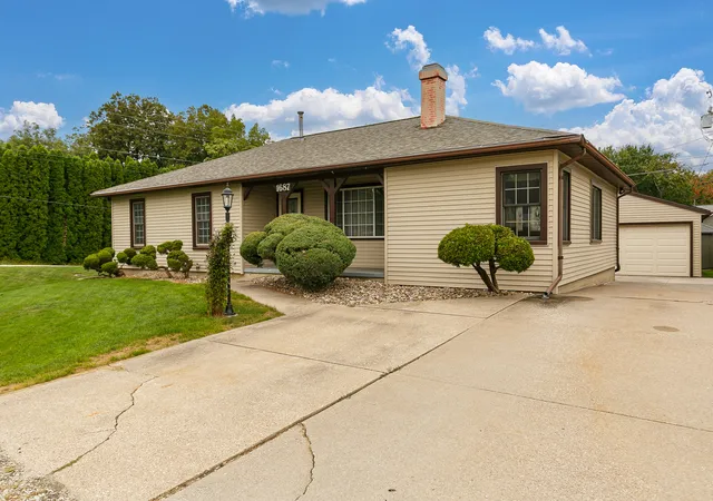 Photo 2 of Single family home for sale at 1687 35th Avenue, East Moline, IL 61244 | MLS# 12756216 | Listing updated on 2026-09-21