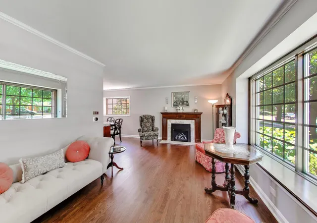Photo 3 of Single family home for sale at 623 S Arlington Hts Rd, Arlington Heights, IL 60005 | MLS# 12756219 | Listing updated on 2026-09-16