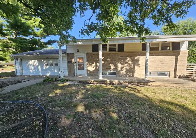 Photo 1 of Single family home for sale at 1407 Searle Dr, Normal, IL 61761 | MLS# 12756276 | Listing updated on 2026-09-13