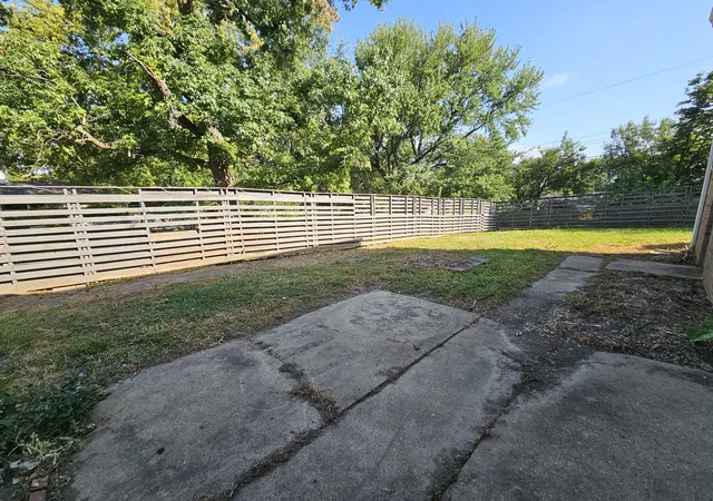 Photo 16 of Single family home for sale at 1407 Searle Dr, Normal, IL 61761 | MLS# 12756276 | Listing updated on 2026-09-13