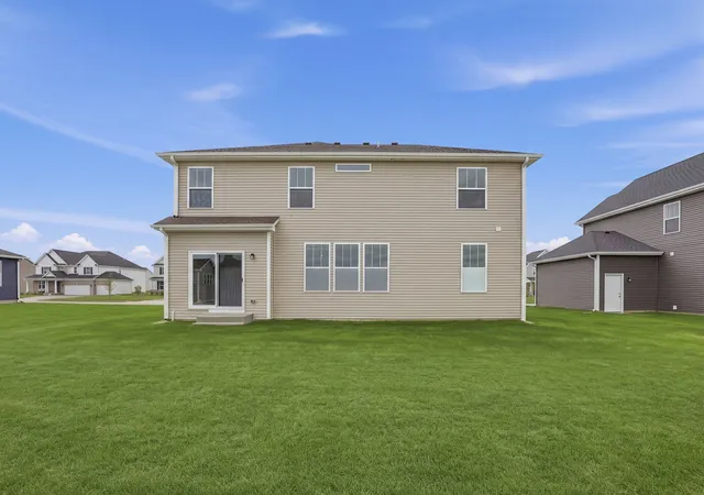 Photo 2 of Single family home for sale at 340 Cold Spring St, Algonquin, IL 60102 | MLS# 12756288 | Listing updated on 2026-10-06