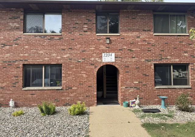Photo 1 of Condo for sale at 1204 Dean Dr #5, Urbana, IL 61802 | MLS# 12756299 | Listing updated on 2026-10-01