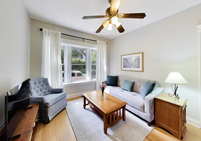 Photo 2 of Condo for sale at 3809 N Ravenswood Ave #1, Chicago, IL 60613 | MLS# 12756316 | Listing updated on 2026-10-08