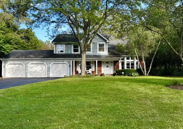Photo 2 of Single family home for sale at 2140 Kenton Ln, Green Oaks, IL 60048 | MLS# 12756338 | Listing updated on 2026-10-03
