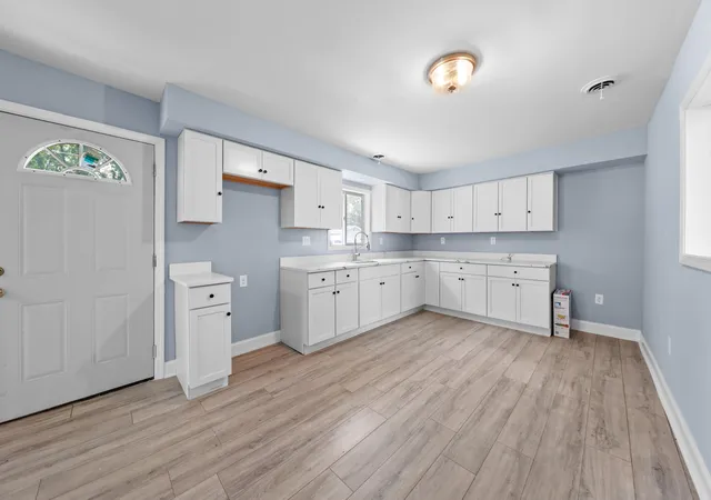 Photo 3 of Single family home for sale at 209 S Jackson St, Gardner, IL 60424 | MLS# 12756351 | Listing updated on 2026-09-29