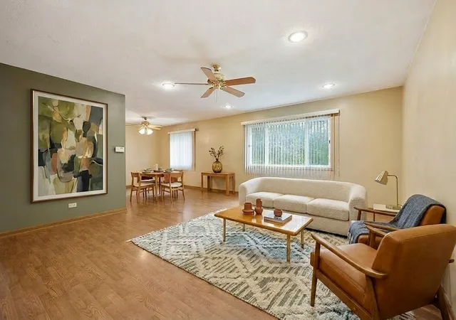 Photo 3 of Single family home for sale at 1381 Volkamer Trl, Elk Grove Village, IL 60007 | MLS# 12756353 | Listing updated on 2026-09-21