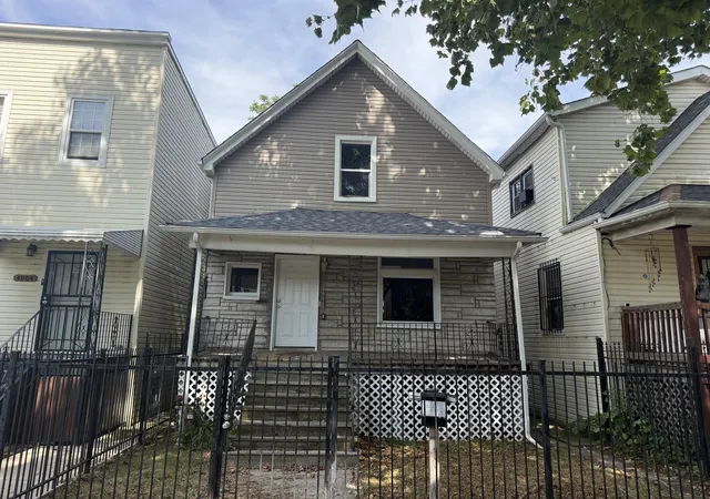 Photo 1 of Single family home for sale at 4902 W Gladys Ave, Chicago, IL 60644 | MLS# 12756378 | Listing updated on 2026-09-16
