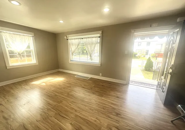 Photo 3 of Single family home for sale at 7541 S Hamilton Ave, Chicago, IL 60620 | MLS# 12756421 | Listing updated on 2026-09-16