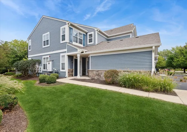 Photo 2 of Condo for sale at 2416 Golf Ridge Cir #2416, Naperville, IL 60563 | MLS# 12756423 | Listing updated on 2026-09-21
