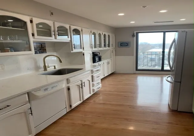 Photo 3 of Condo for sale at 4601 W Touhy Ave #506, Lincolnwood, IL 60712 | MLS# 12756429 | Listing updated on 2026-09-23